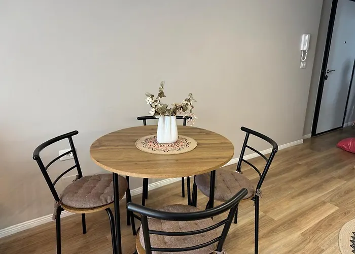 Olivia House شقة