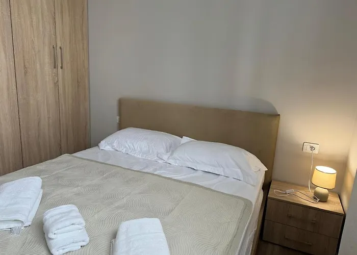 Olivia House شقة